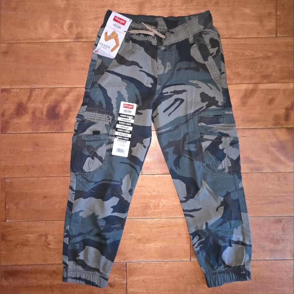 Wrangler Five Star Premium Camouflage Gamer Cargo Pants